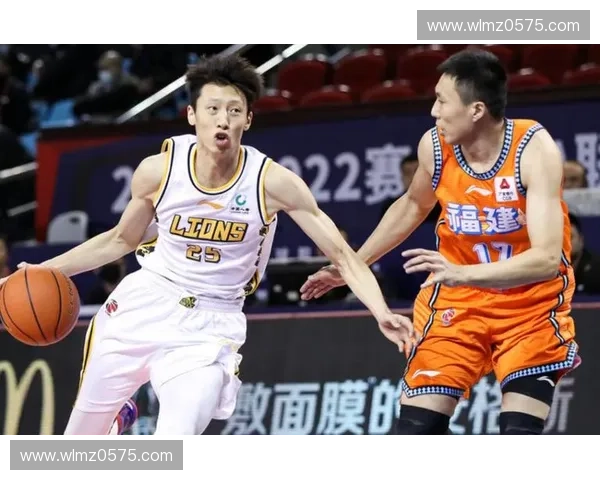 突破分球与团队协作：提升篮球进攻效率的关键策略分析